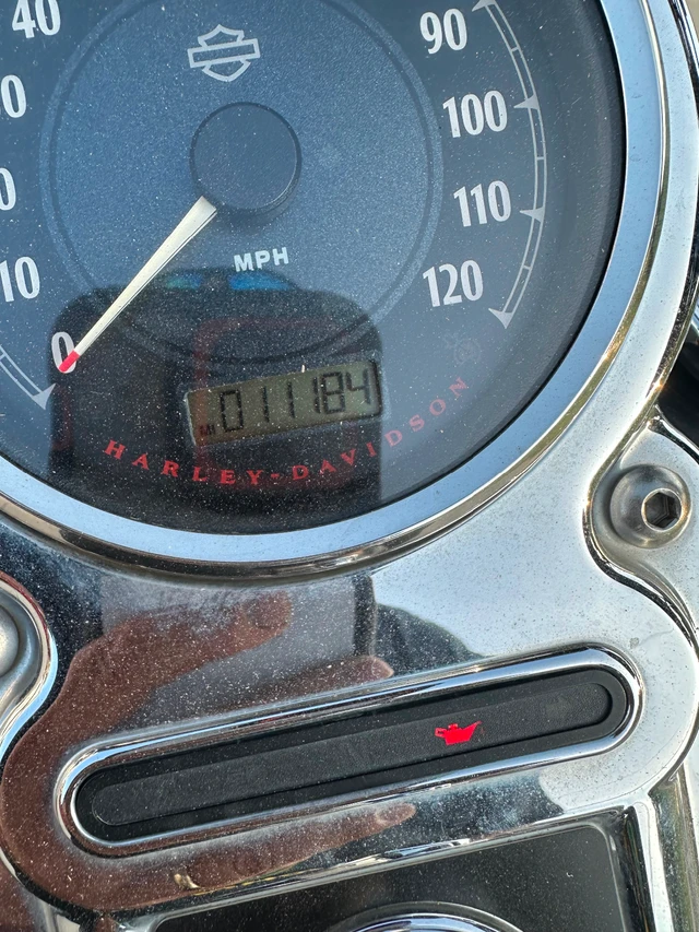 2014 Harley-Davidson, 16 094 km, dovoz Kanada — foto 5 z 5