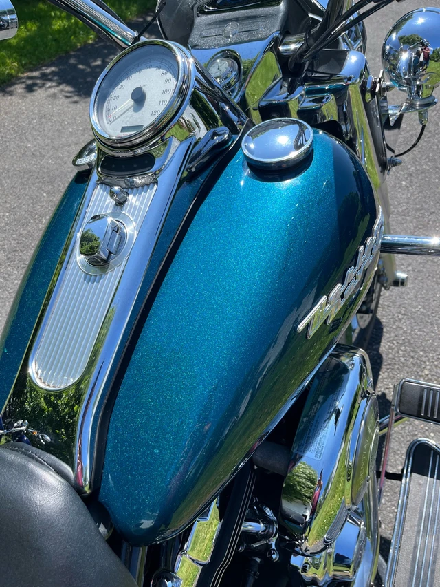 2004 Harley-Davidson, 30 000 km, dovoz Kanada — foto 2 z 2