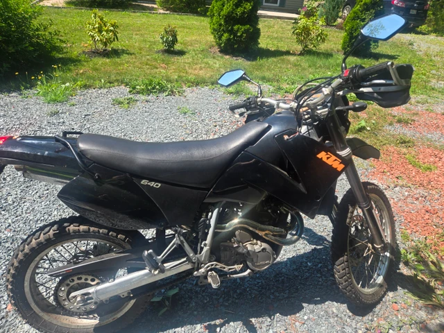 2003 KTM, 18 000 km, dovoz Kanada — foto 2 z 5