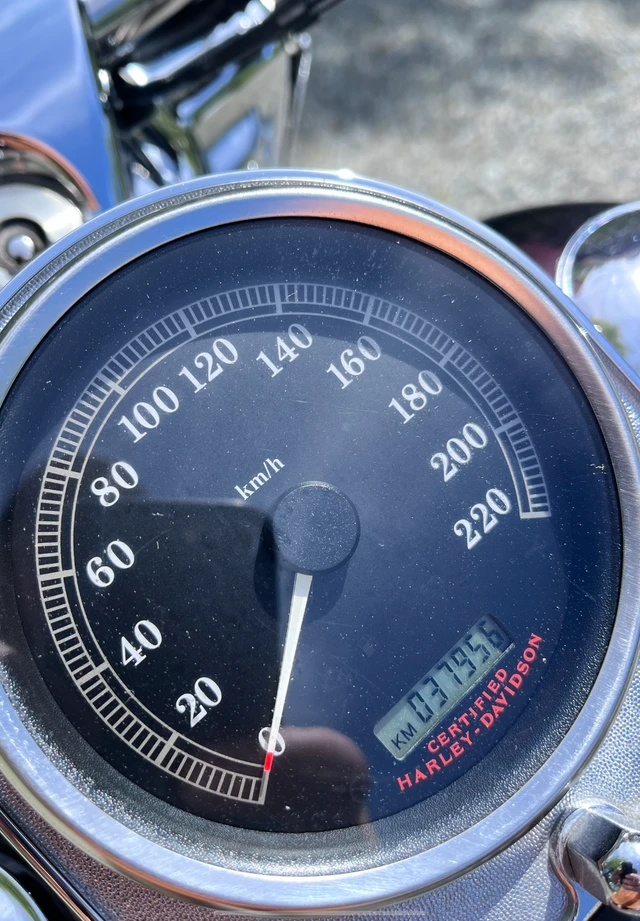 2006 Harley-Davidson, 38 000 km, dovoz Kanada — foto 4 z 5