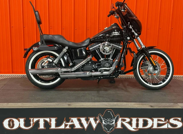 2016 Harley-Davidson, 16 536 km, dovoz Kanada — foto 1 z 5 2016 Harley-Davidson, 16 536 km, dovoz Kanada — foto 1 z 5