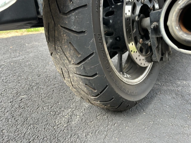 2011 Yamaha, 48 071 km, dovoz Kanada — foto 4 z 5