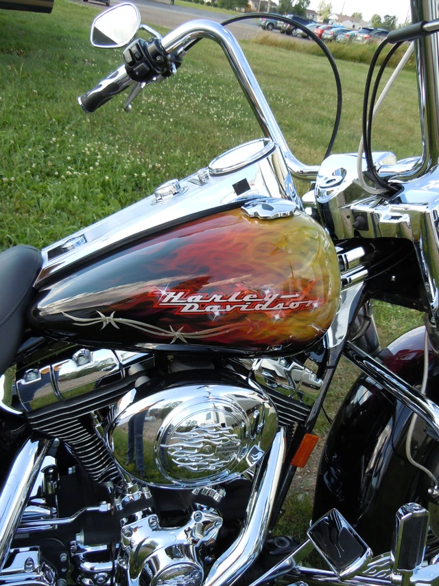 2004 Harley-Davidson, 44 474 km, dovoz Kanada — foto 2 z 5