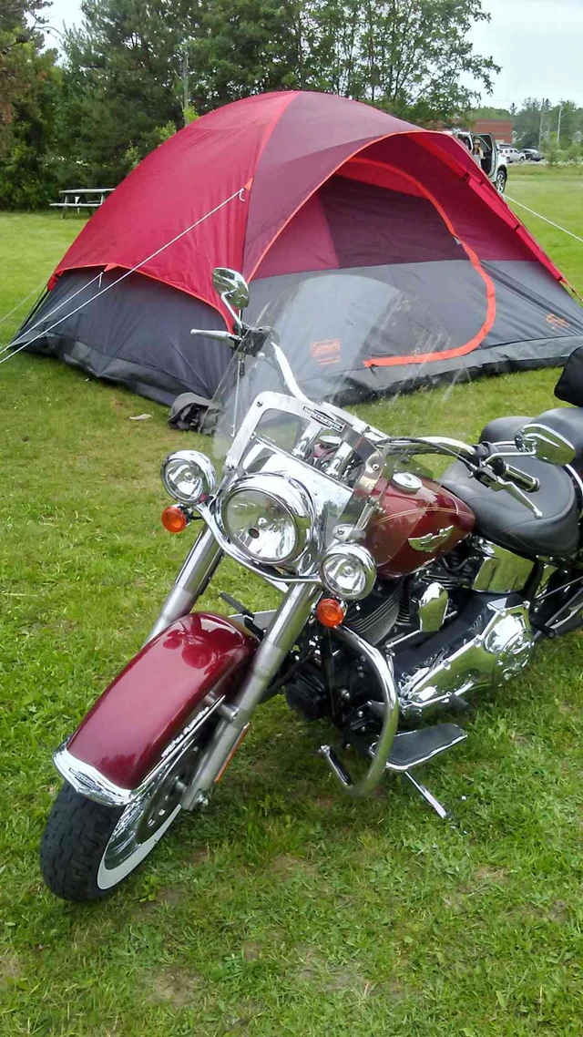 2005 Harley-Davidson, 65 437 km, dovoz Kanada — foto 2 z 3
