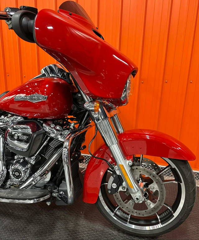 2023 Harley-Davidson, 8 267 km, dovoz Kanada — foto 5 z 5