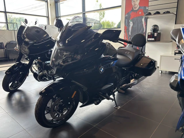 2023 BMW, 26 166 km, dovoz Kanada — foto 4 z 5
