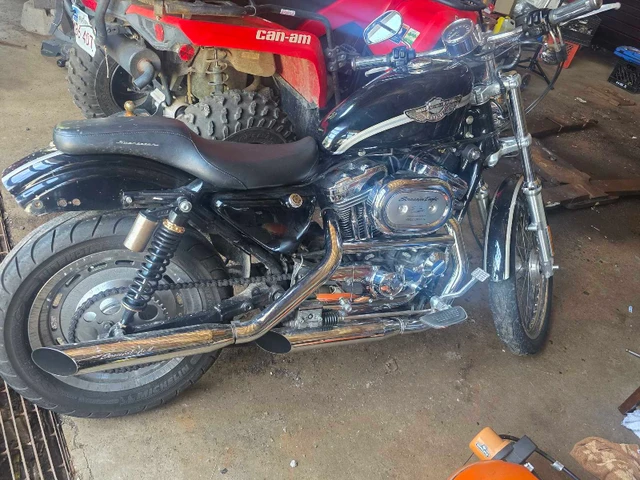 2003 Harley-Davidson, 33 000 km, dovoz Kanada — foto 2 z 4