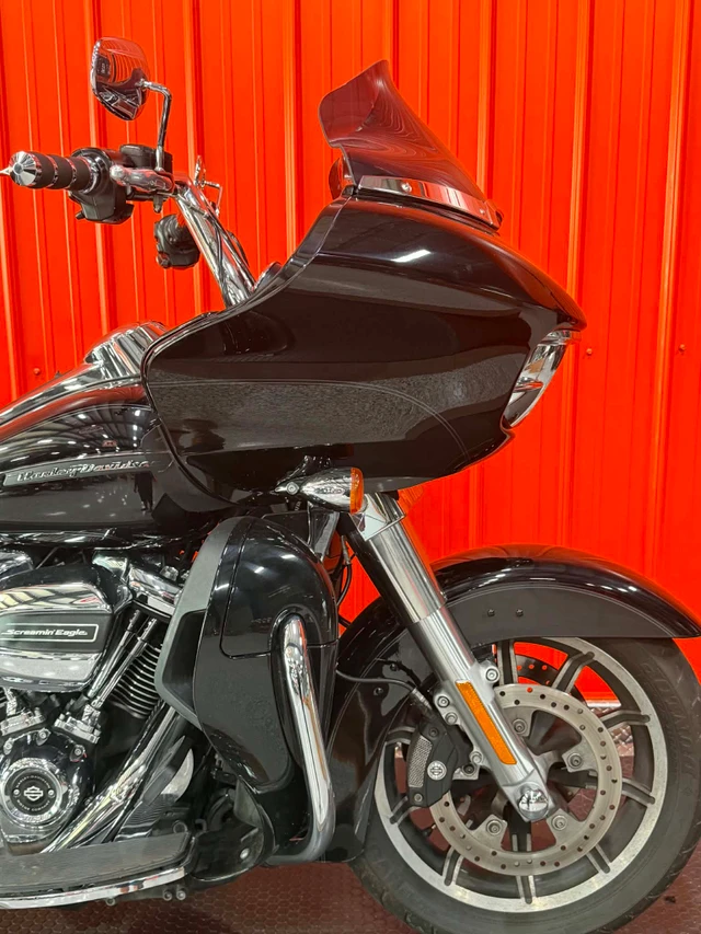 2018 Harley-Davidson, 74 000 km, dovoz Kanada — foto 4 z 5