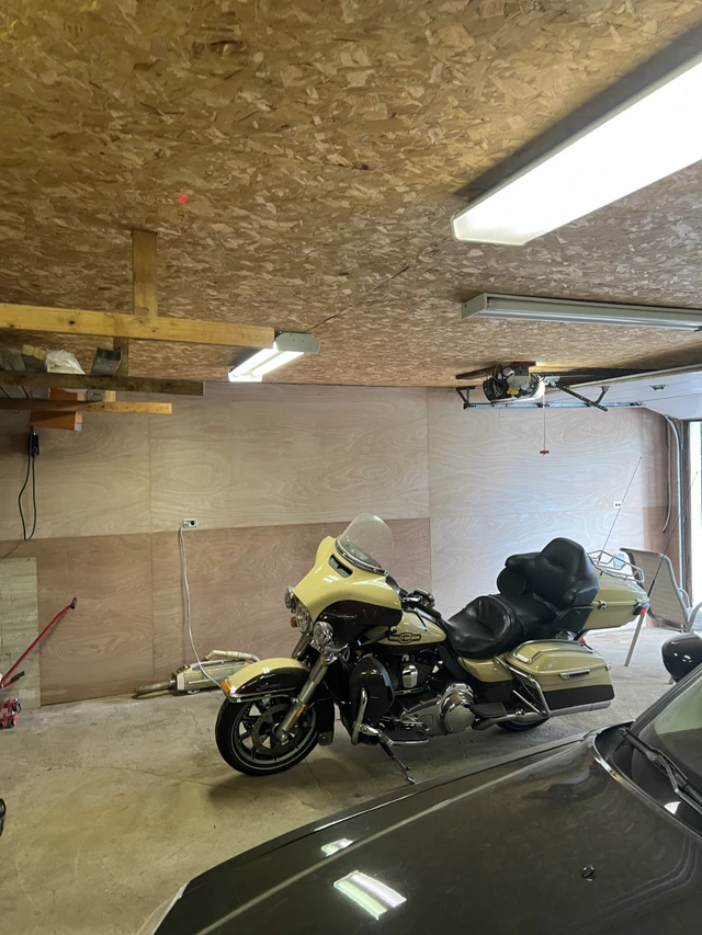2014 Harley-Davidson, 132 000 km, dovoz Kanada — foto 5 z 5