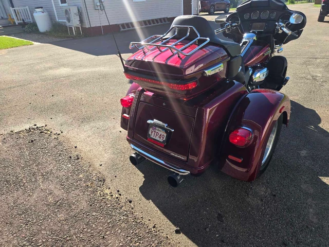 2017 Harley-Davidson, 7 000 km, dovoz Kanada — foto 3 z 5