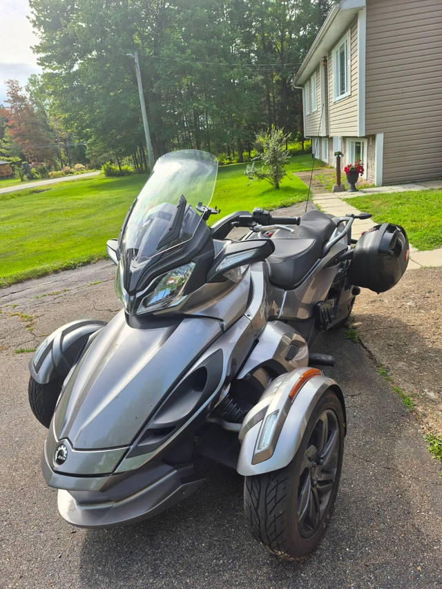 2013 Can-Am, 32 350 km, dovoz Kanada — foto 2 z 2
