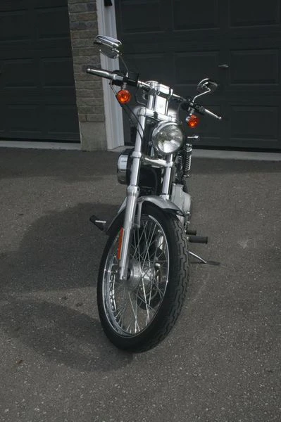 2003 Harley-Davidson, 5 760 km, dovoz Kanada — foto 2 z 4