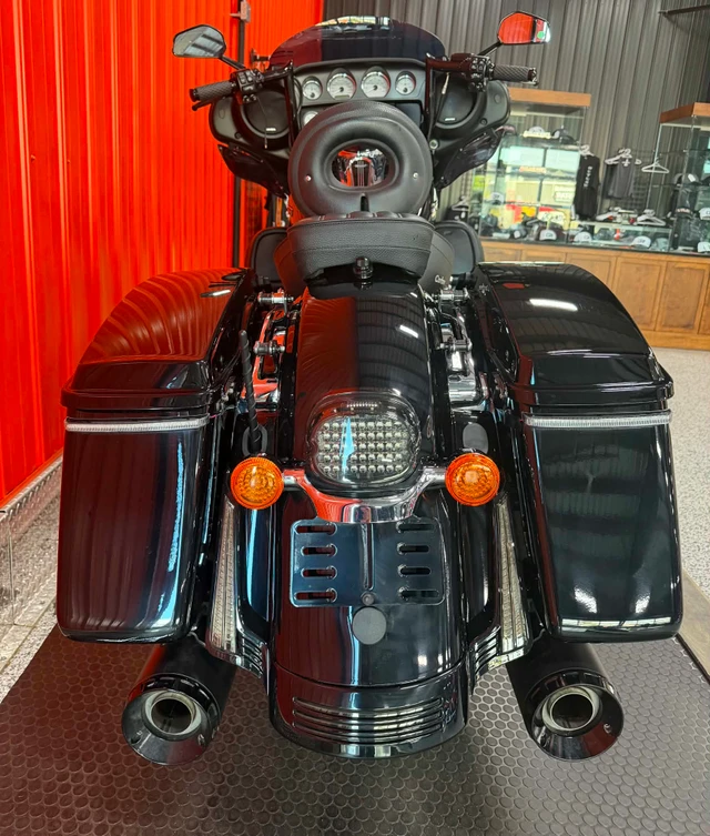 2022 Harley-Davidson, 20 900 km, dovoz Kanada — foto 2 z 5