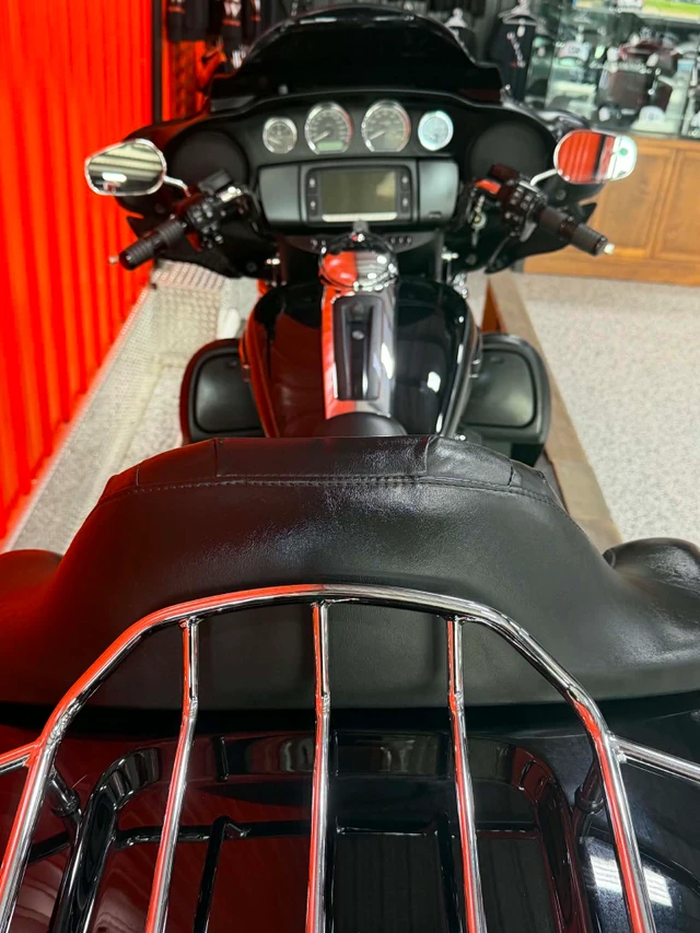 2014 Harley-Davidson, 48 250 km, dovoz Kanada — foto 3 z 5