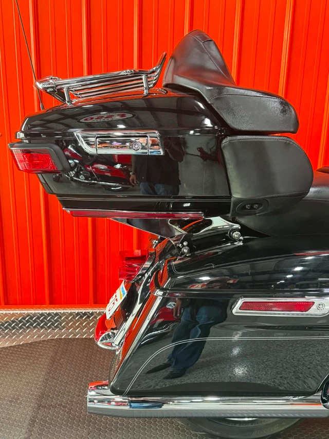 2014 Harley-Davidson, 48 250 km, dovoz Kanada — foto 4 z 5