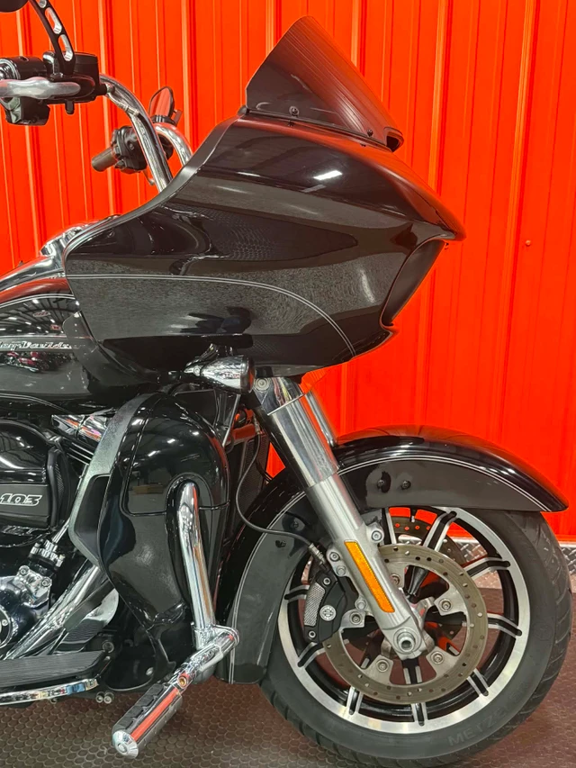 2016 Harley-Davidson, 99 326 km, dovoz Kanada — foto 5 z 5