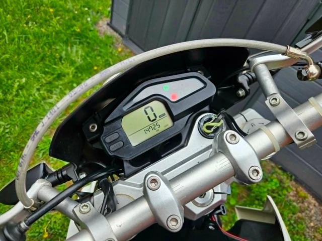 2007 BMW, dovoz Kanada — foto 5 z 5