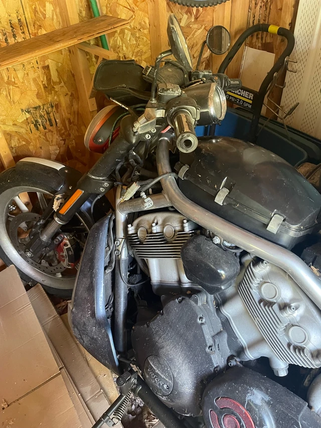 2005 Harley-Davidson, 25 000 km, dovoz Kanada — foto 3 z 5