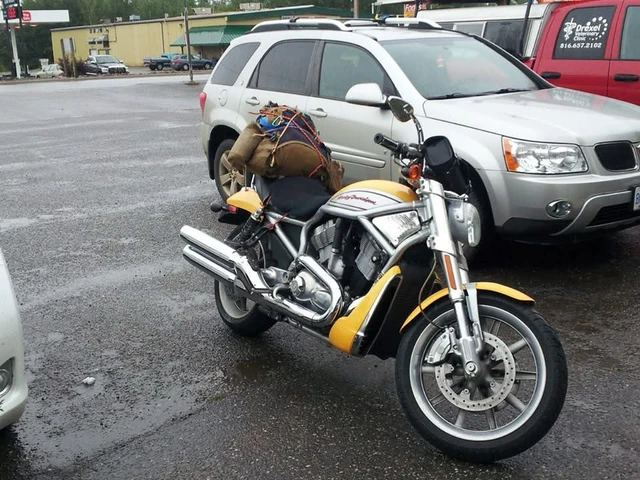 2005 Harley-Davidson, 25 000 km, dovoz Kanada — foto 5 z 5