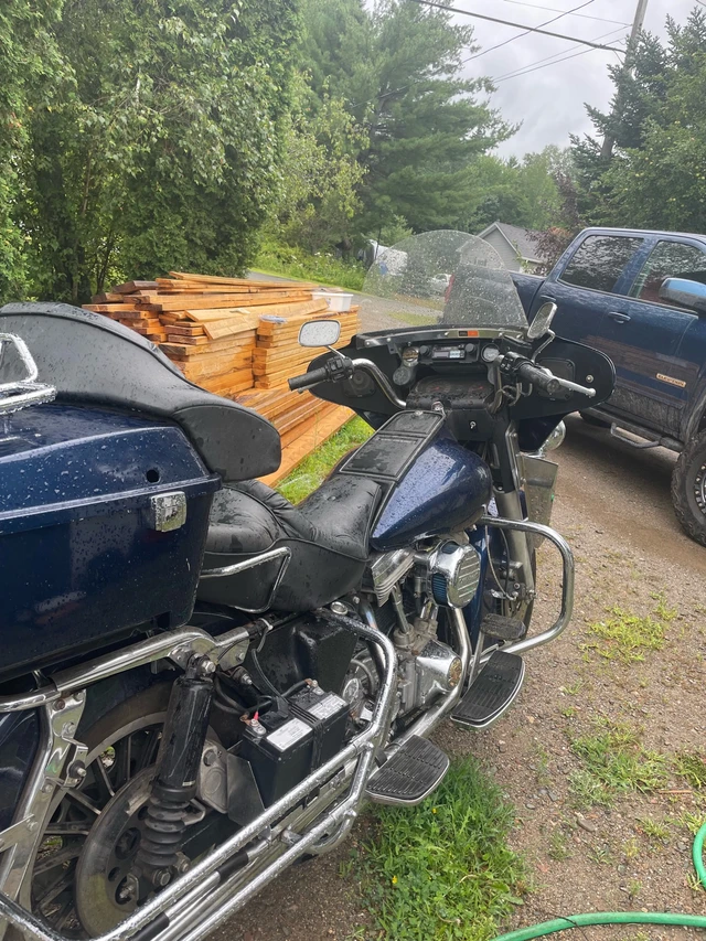1985 Harley-Davidson, 156 000 km, dovoz Kanada — foto 2 z 4