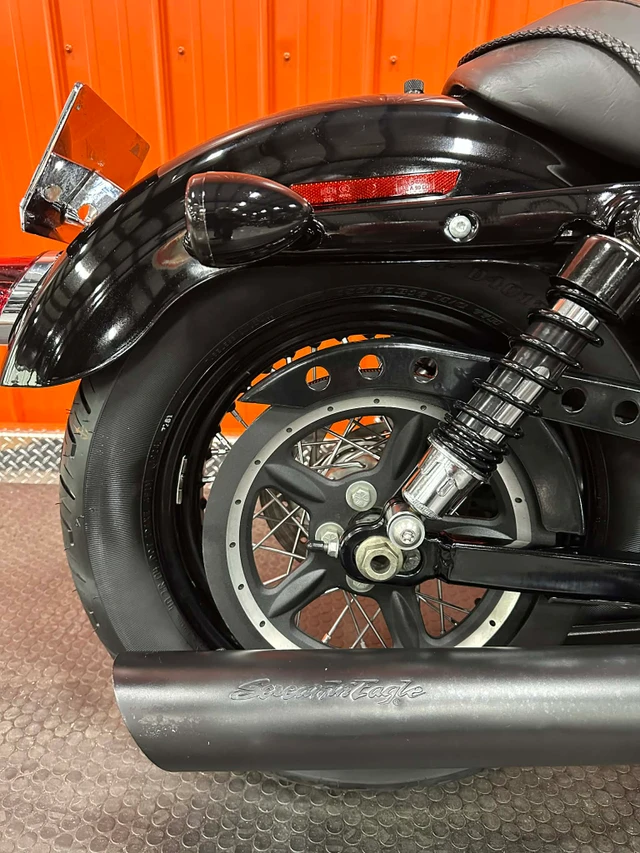2012 Harley-Davidson, 40 000 km, dovoz Kanada — foto 3 z 5
