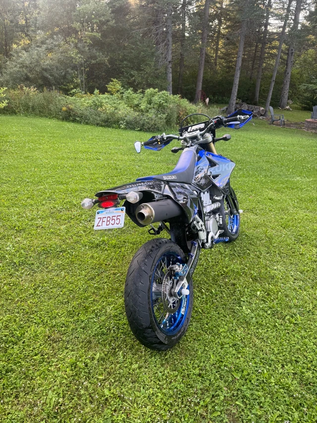 2020 Suzuki, 35 670 km, dovoz Kanada — foto 3 z 5