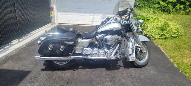2003 Harley-Davidson, 78 000 km, dovoz Kanada — foto 5 z 5
