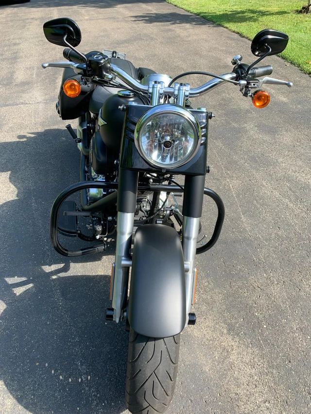 2011 Harley-Davidson, 33 500 km, dovoz Kanada — foto 4 z 5