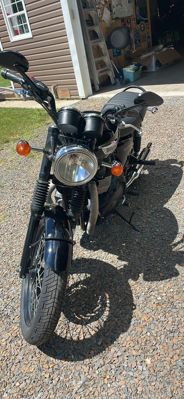 2015 Triumph, 5 100 km, dovoz Kanada — foto 2 z 5