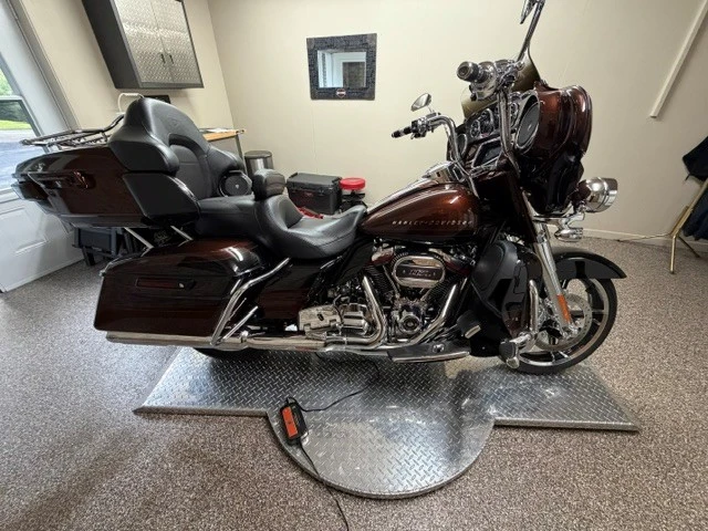 2019 Harley-Davidson, 15 561 km, dovoz Kanada — foto 2 z 5