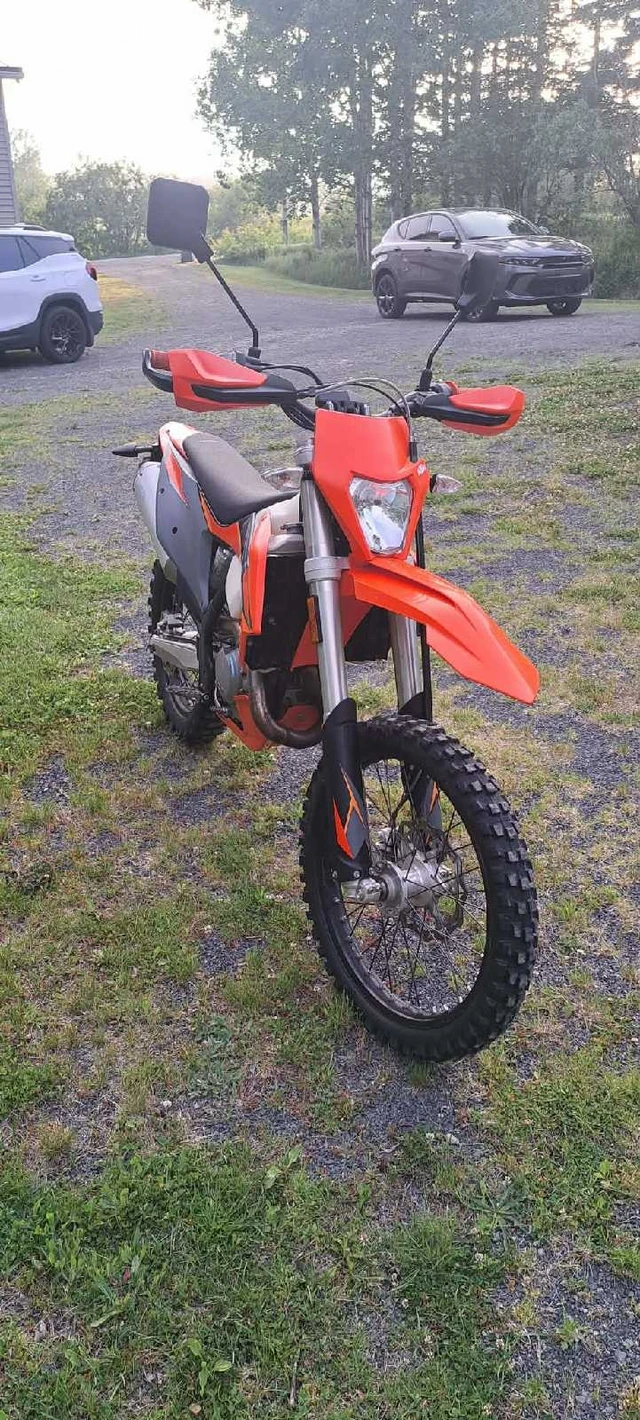 2021 KTM, 8 000 km, dovoz Kanada — foto 2 z 5