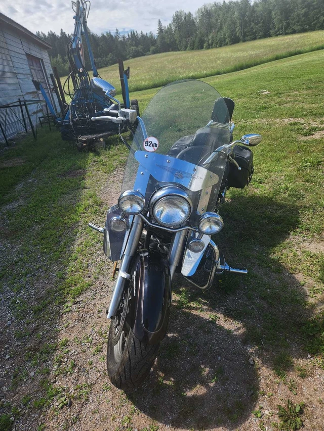 2004, 64 000 km, dovoz Kanada — foto 3 z 5