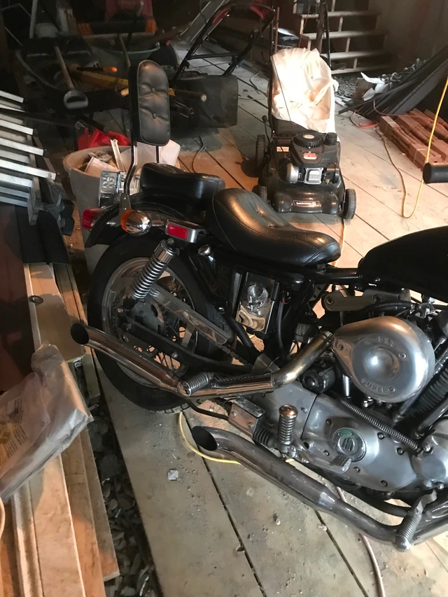 1981 Harley-Davidson, 3 500 km, dovoz Kanada — foto 4 z 5