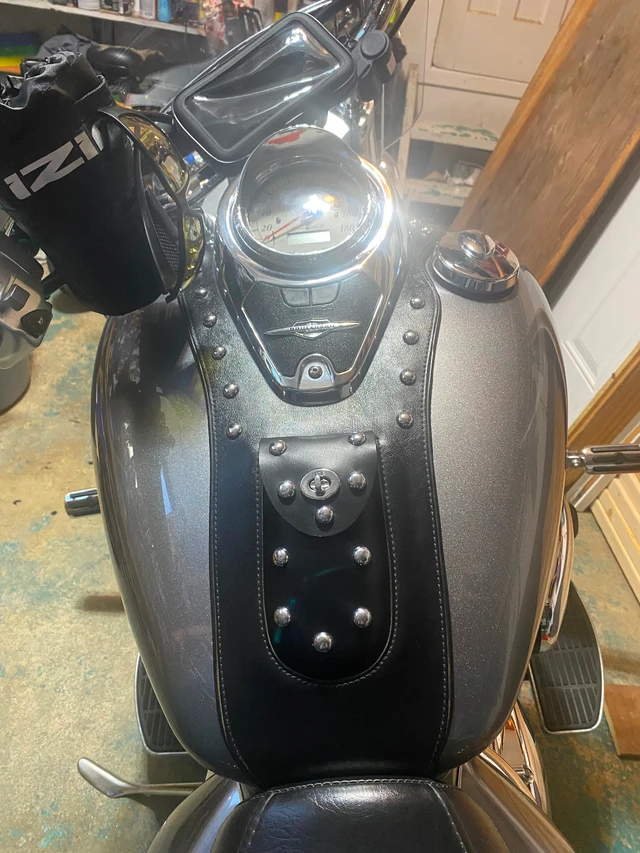 2007 Suzuki, 27 000 km, dovoz Kanada — foto 5 z 5