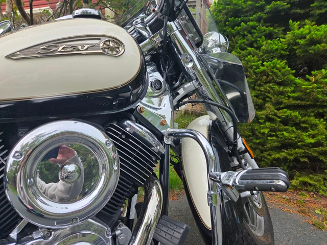 2011 Yamaha, 8 400 km, dovoz Kanada — foto 5 z 5