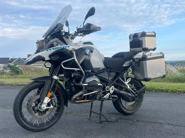 2014 BMW, 39 500 km, dovoz Kanada — foto 2 z 5