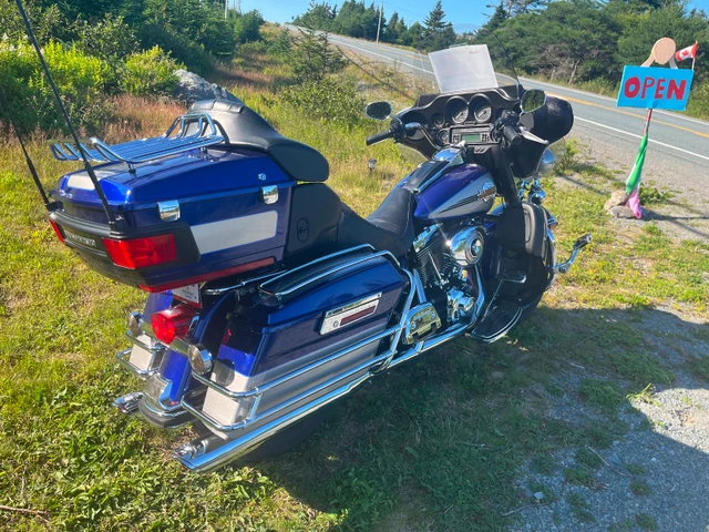 2007 Harley-Davidson, modrá, 66 km, dovoz Kanada — foto 3 z 3