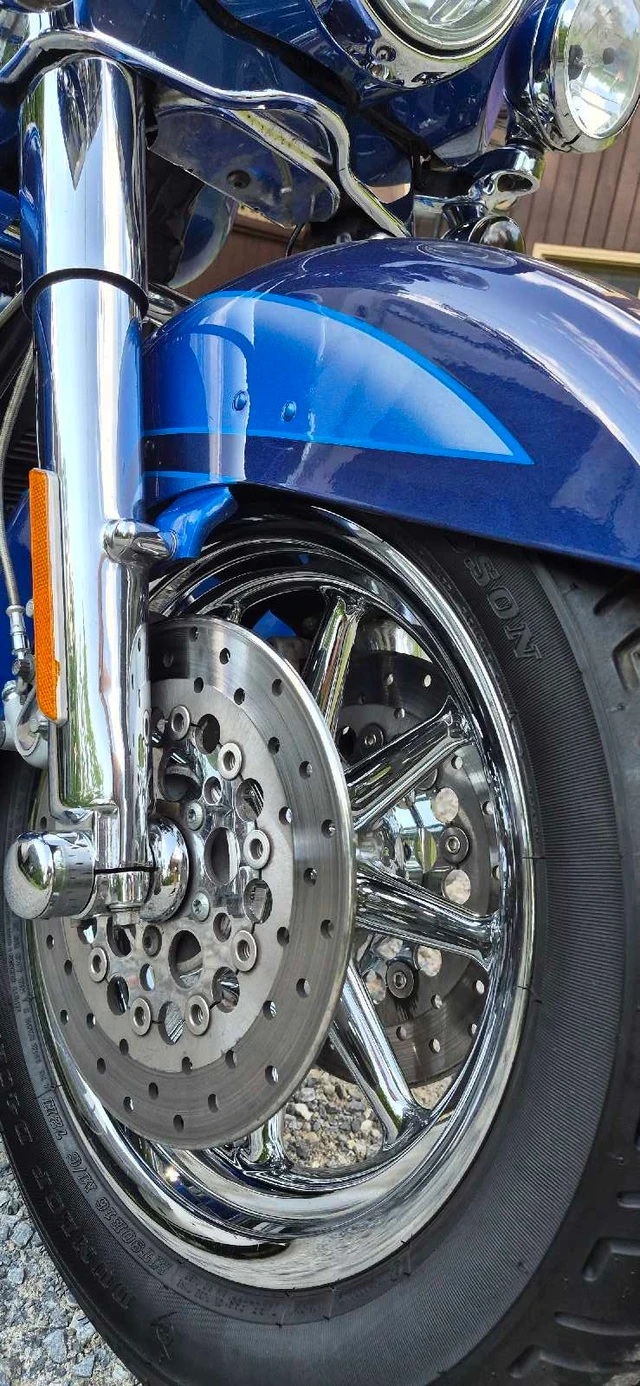 2007 Harley-Davidson, 50 000 km, dovoz Kanada — foto 2 z 5