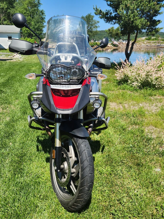 2011 BMW, 56 958 km, dovoz Kanada — foto 3 z 5