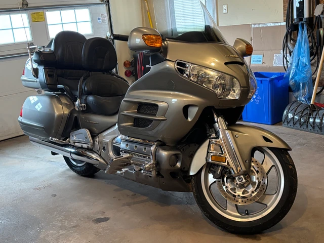 2002 Honda, 105 979 km, dovoz Kanada — foto 2 z 4