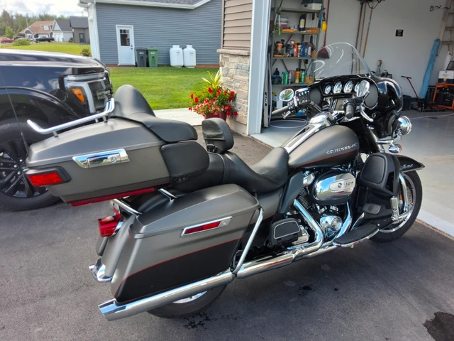 2018 Harley-Davidson, 21 566 km, dovoz Kanada — foto 2 z 5