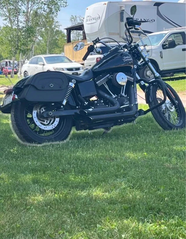 2014 Harley-Davidson, 18 000 km, dovoz Kanada — foto 2 z 2