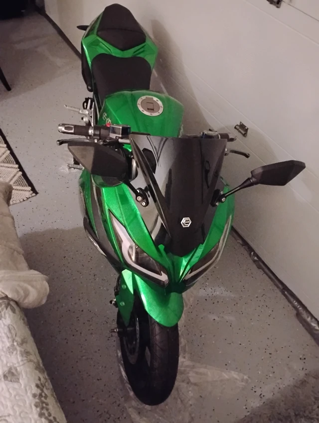2025, 60 km, dovoz Kanada — foto 5 z 5