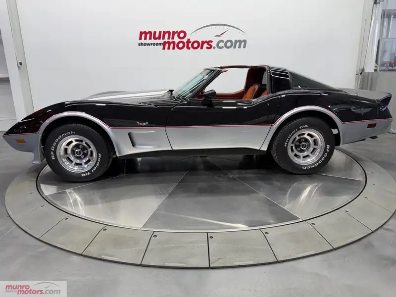 1978 Chevrolet Corvette, černá, 76 834 km, dovoz Kanada — foto 7 z 12