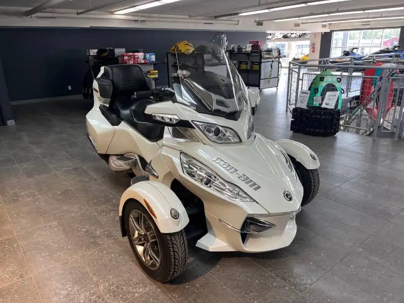 2011 Can-Am Unspecified, 77 002 km, dovoz Kanada — foto 4 z 8