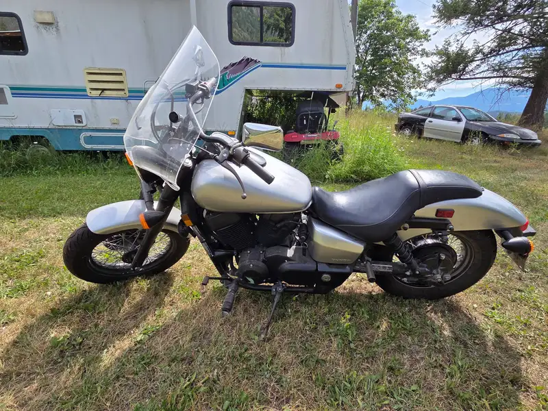 2015 Honda Shadow Phantom, šedá, 18 951 km, dovoz Kanada — foto 3 z 5