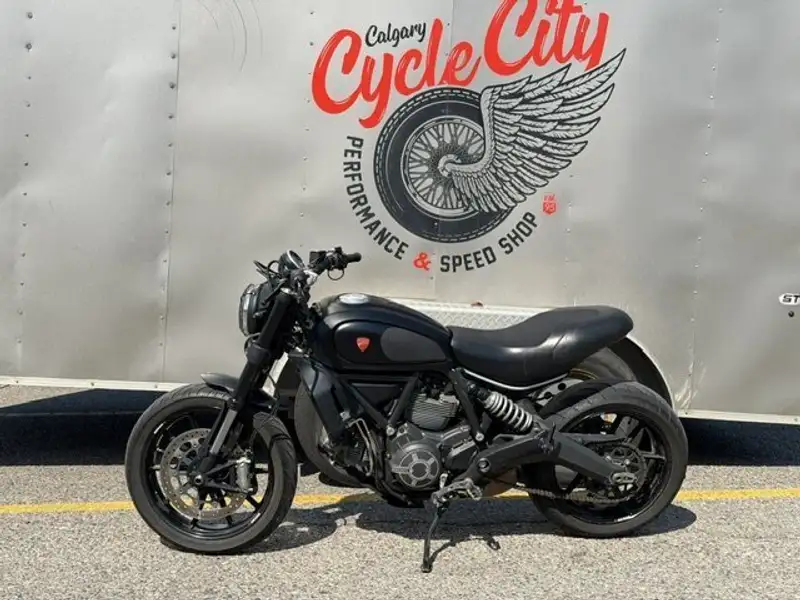 2015 Ducati Unspecified, 18 095 km, dovoz Kanada — foto 2 z 8