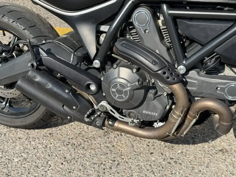2015 Ducati Unspecified, 18 095 km, dovoz Kanada — foto 3 z 8