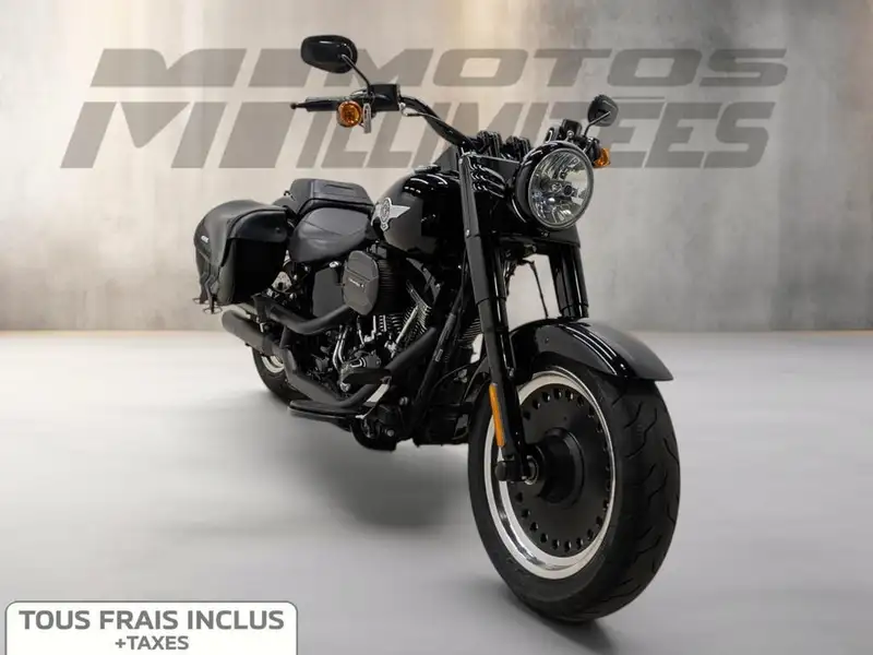 2016 Harley-Davidson Softail, dovoz Kanada — foto 2 z 12
