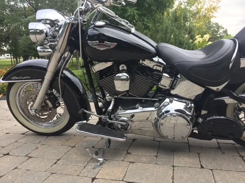 2007 Harley-Davidson Softail, černá, 10 600 km, dovoz Kanada — foto 7 z 12